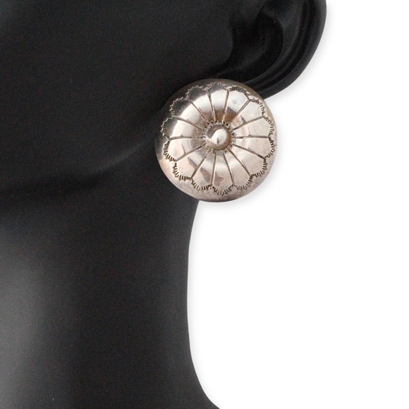 Vintage Sterling Silver Concho Clip On Earrings Large Domed Southwestern - Picture 2 of 6